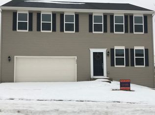 880 Brahms Rd, Volo, IL 60073