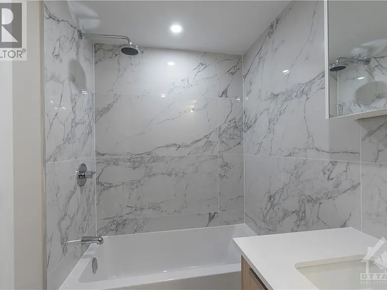 58 Florence St — Photo 39