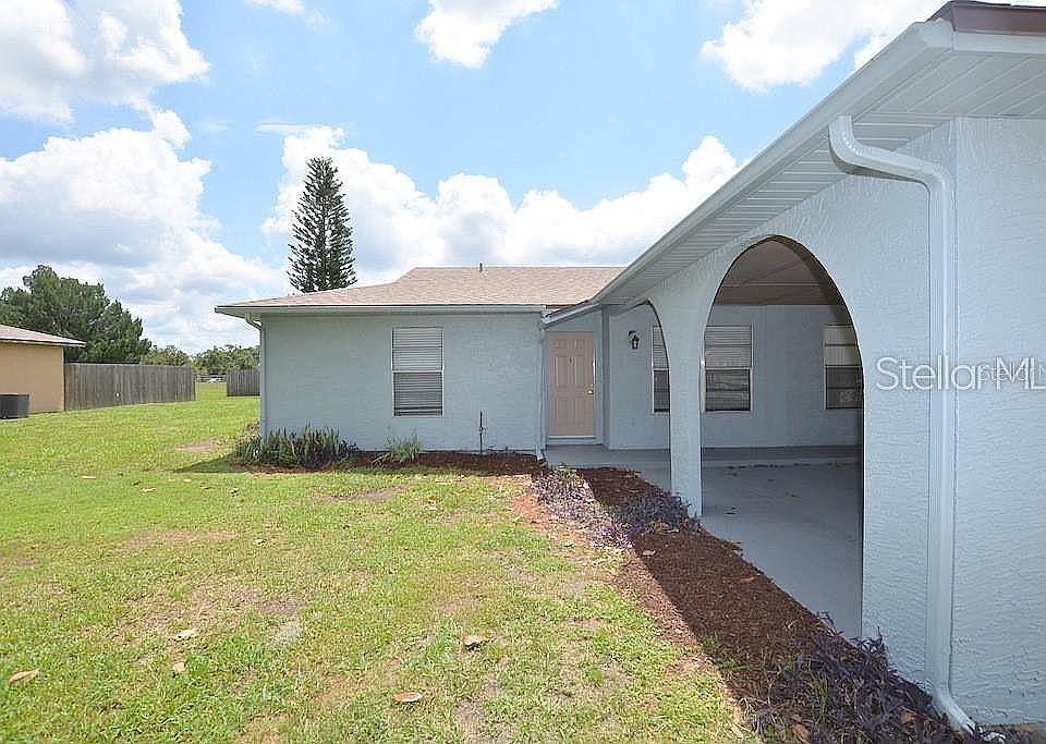 1st image of 1104 Rich Moor Cir