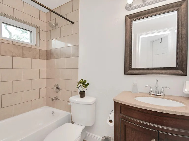 7830 Pardee St — Photo 25