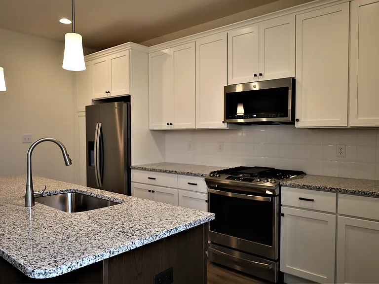 61 Becker Dr — Photo 10
