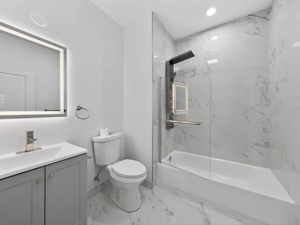 328 N Lockwood Ave, Chicago, IL