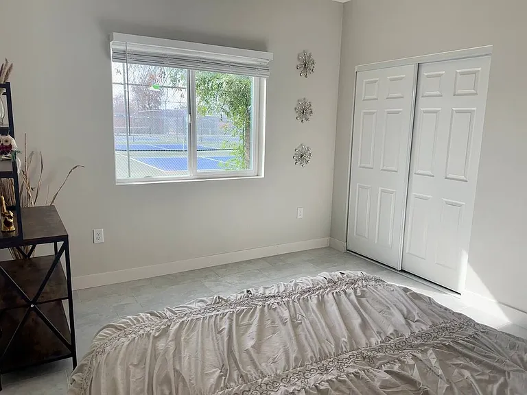 1847 W Juanita Ave — Photo 16