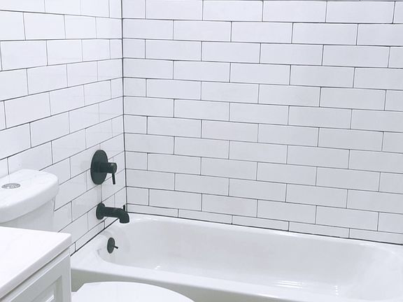 2nd image of 5048 Dartmouth Ave N