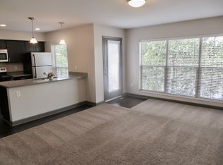 4560 N High St #A, Columbus, OH 43214