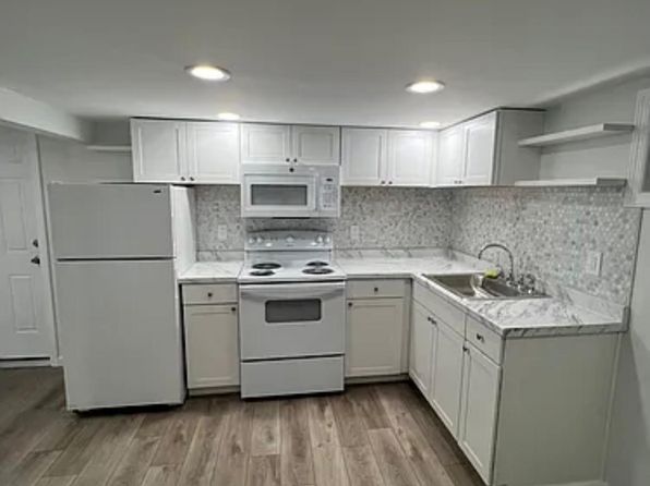 (undisclosed Address)