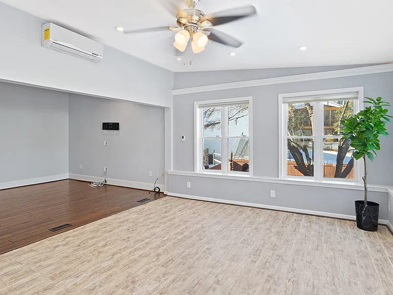 Sunroom and family room