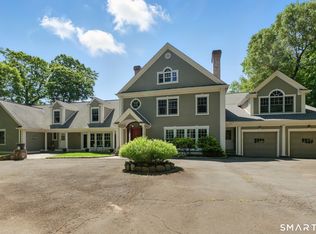 91 Dogwood Ln, Stamford, CT 06903