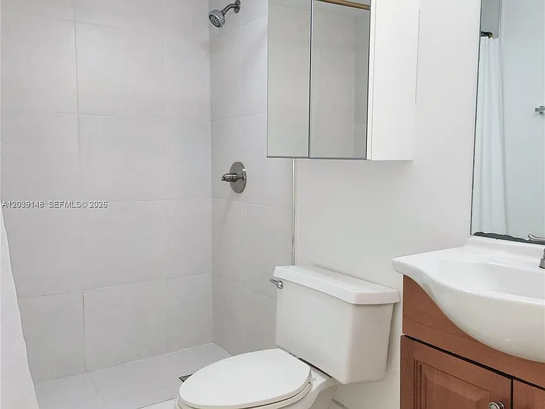 18181 NE 31st Ct #1910 — Photo 15