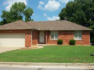 305 N Grace Ave, Joplin, MO 64801