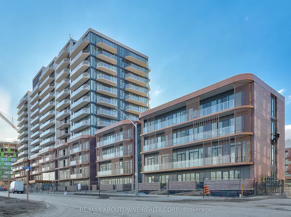 220 Missinnihe Way W, Mississauga, ON