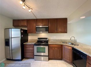 1009 Banks Rd #107, Pompano Beach, FL 33063