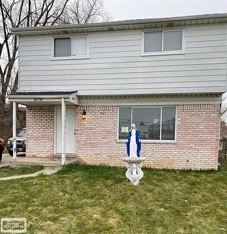 1st image of 30728 Groveland St