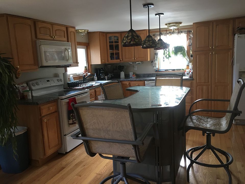 Large kitchen,dining area