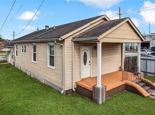 419 W Saint Bernard Hwy, Chalmette, LA 70043