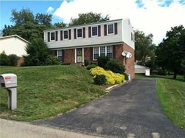 2nd image of 4692 Pembroke Ct