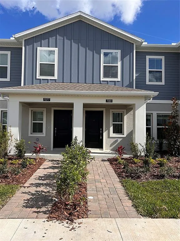 3 bed, 2.5 bath, 1611 sqft, $2,450 — Photo 1