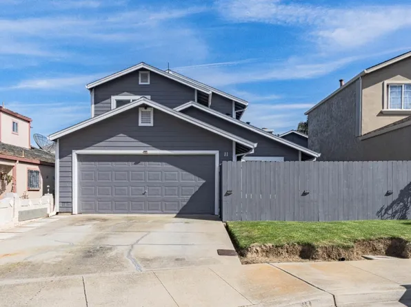 11 Fresa Pl, Salinas, CA 93905
