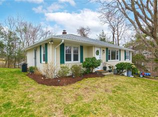 20 Rowena Dr, Johnston, RI 02919