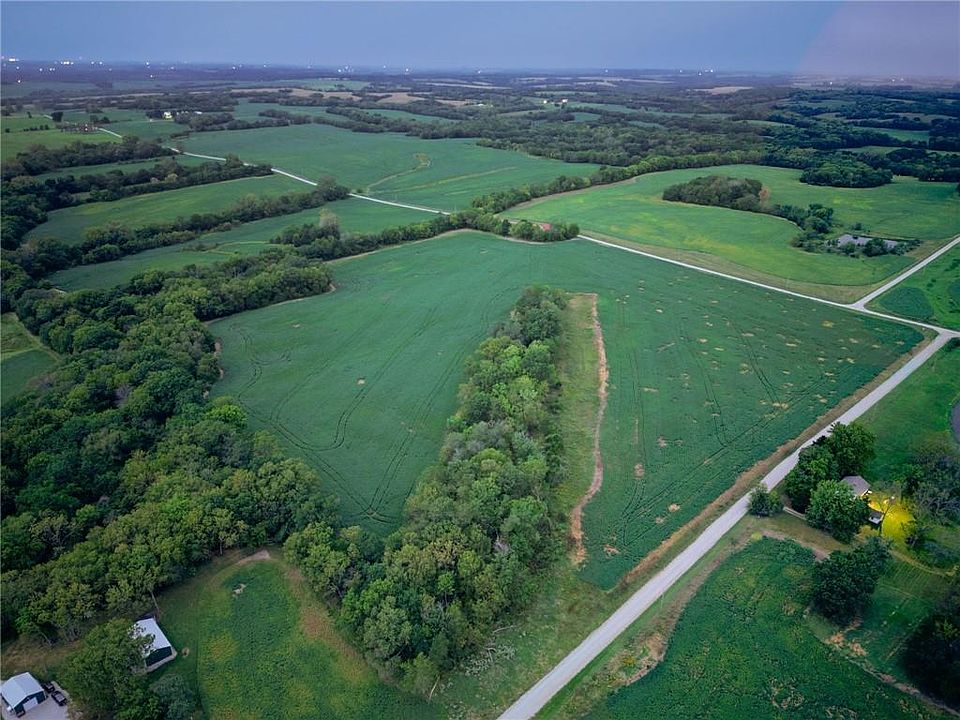 1st image of NE High Point Dr