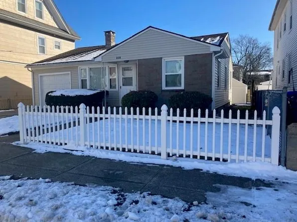 218 Glenwood Ave, Pawtucket, RI 02860