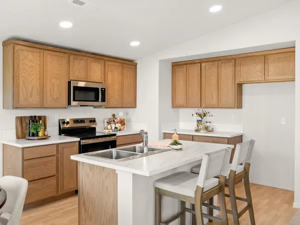 Willow Heights, 891 SE Starview Ave #891, Madras, OR 97741