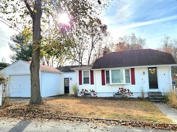 15 Lathrop St, Palmer, MA 01069