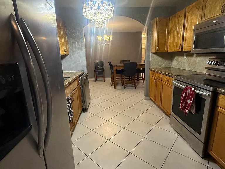 4512 Kilmer Ct — Photo 6