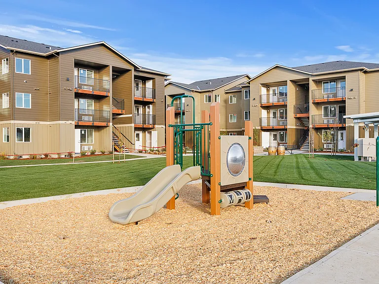 Norton Landing Apartments — Photo 17