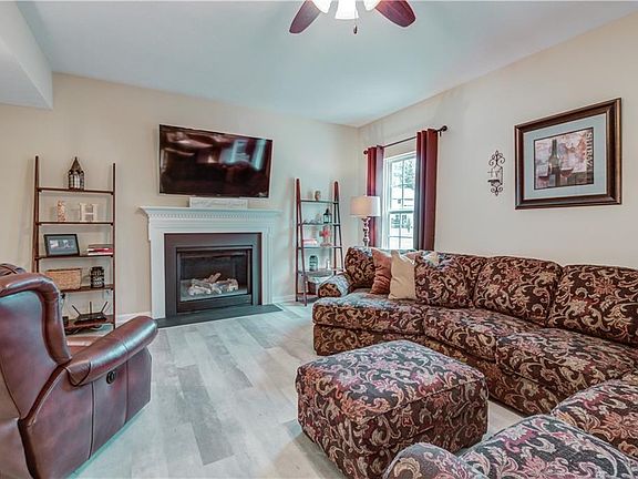 5th image of 3378 Shale Dr