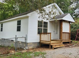 103 Schmitt Ln #A, Rossville, GA 30741