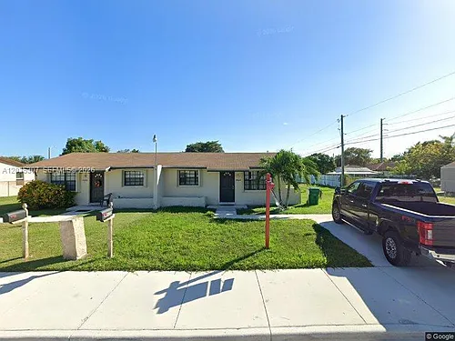 10622 SW 174th Ter Photo 1