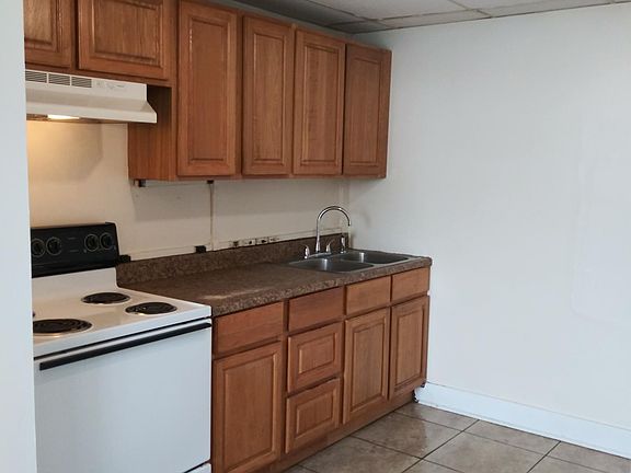 2nd image of 217 W Ash St APT 702