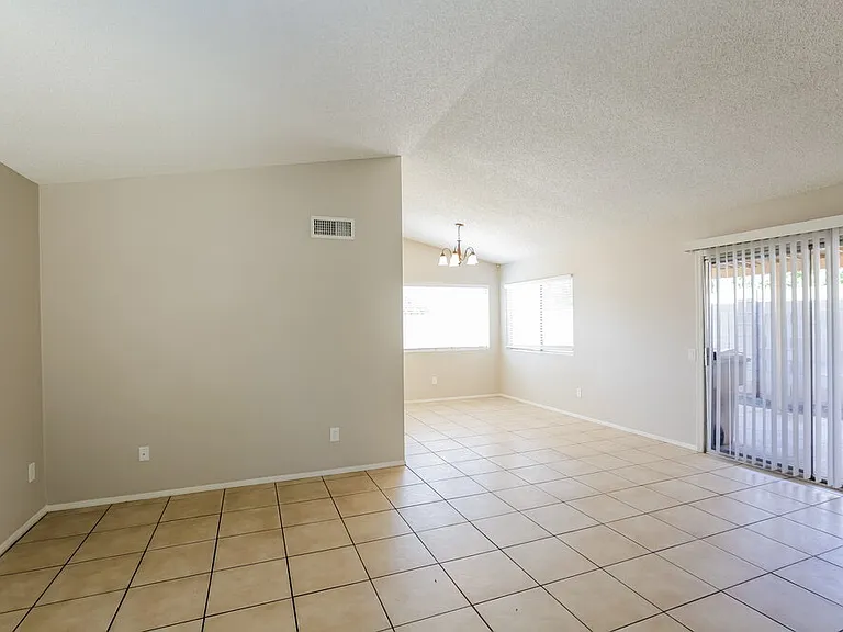 6933 W Nicolet Ave — Photo 6