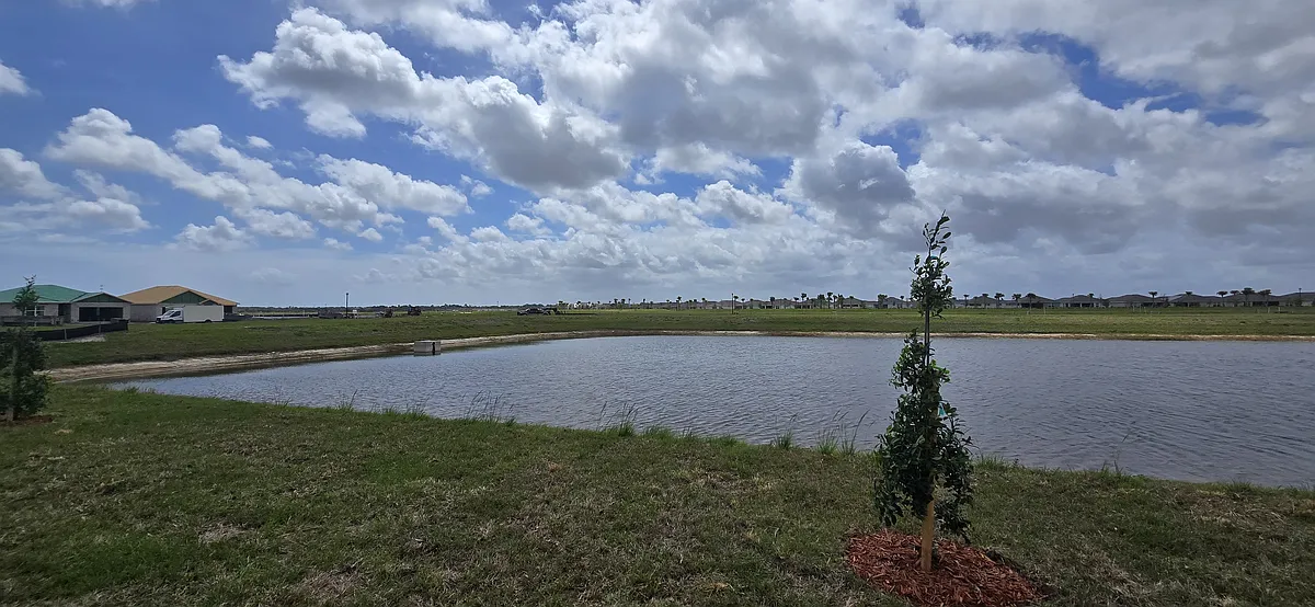 Current lake view - 1424 Garabaldi Cir SE