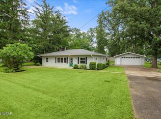 9422 Buckeye Dr, Huntsville, OH 43324