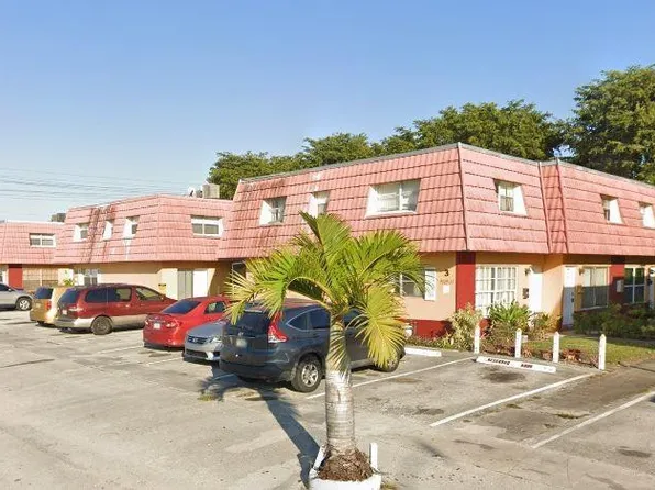 5323 NW 27th Street #B4, Lauderhill, FL 33313