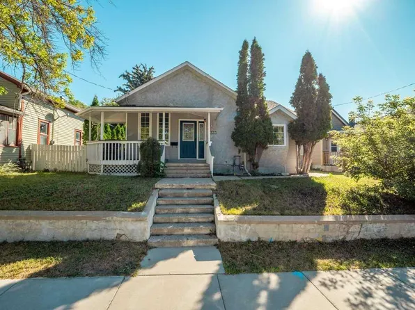 633 W 7th St S, Lethbridge, AB T1J 2H2