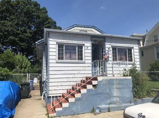 19 Ling St, Fords, NJ 08863