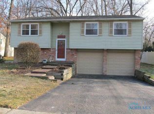 6129 W Pembridge Dr, Toledo, OH 43615