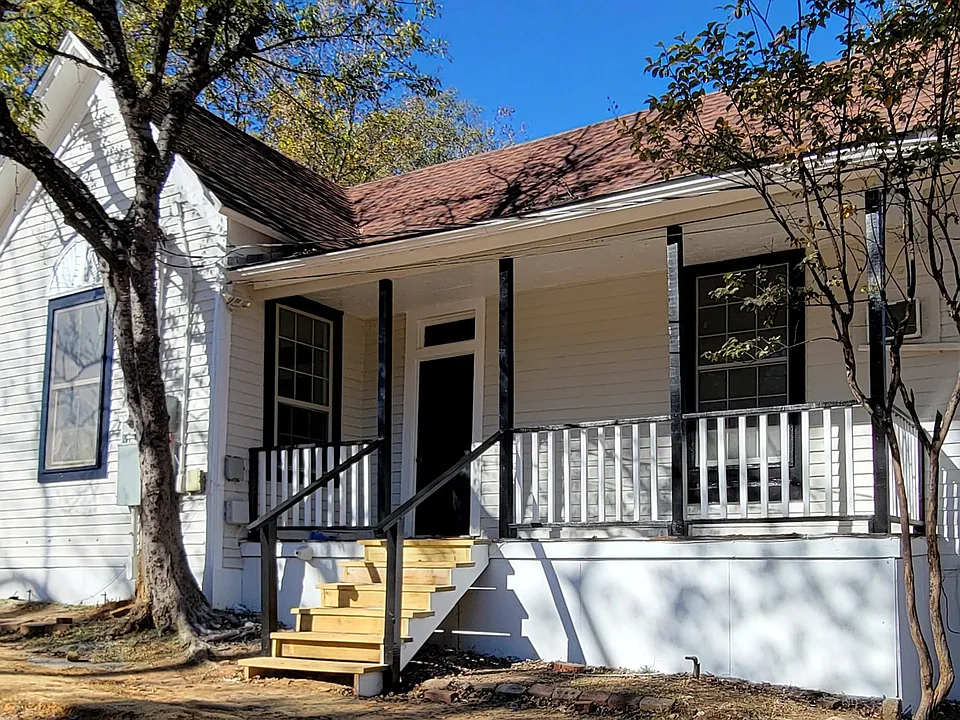 502 E Elm St #A