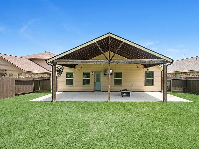 9415 Paloma Creek Dr — Photo 23