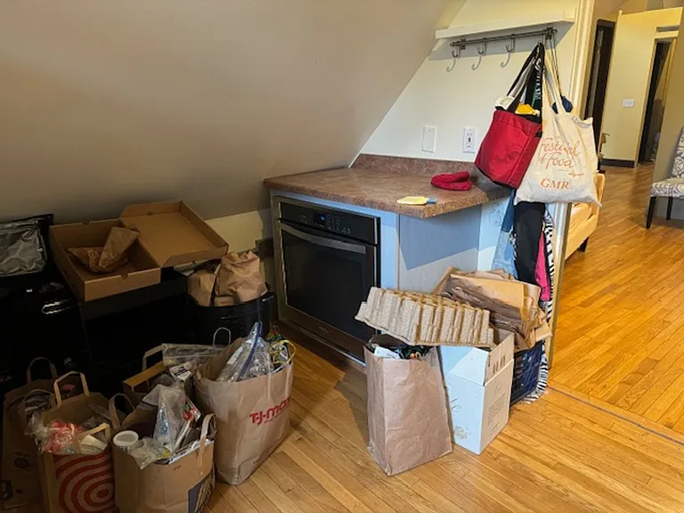 780 University Ave — Photo 19
