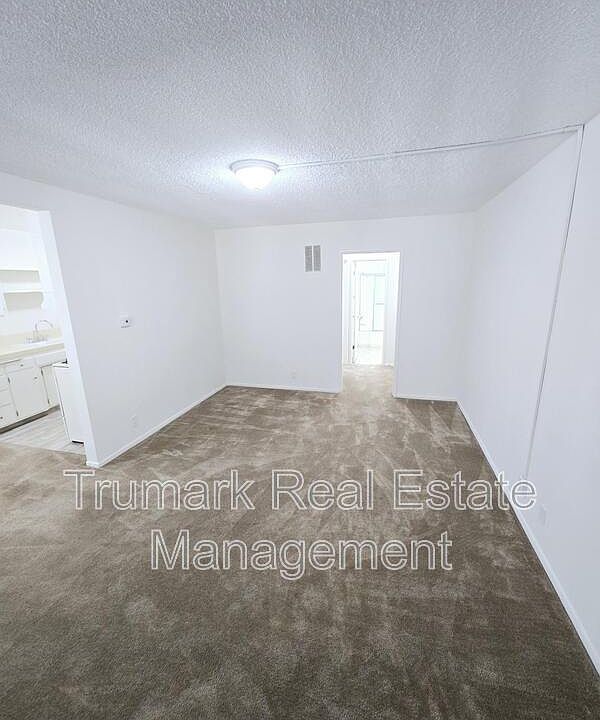 1st image of 323 N Howard St APT 8