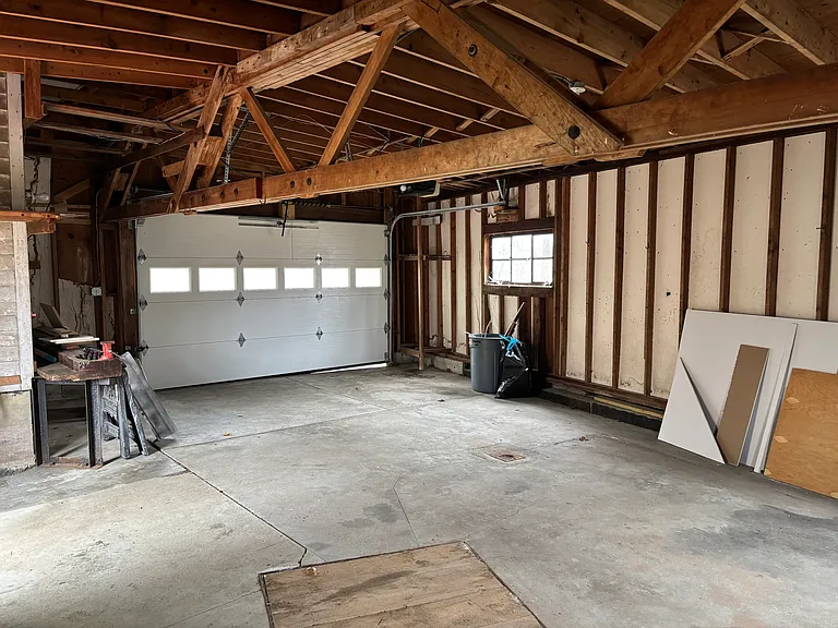 104 West St — Photo 24