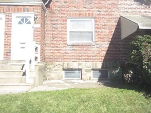 355 Hampden Rd, Upper Darby, PA 19082
