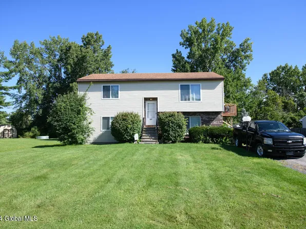 41 Suncrest Drive, Waterford, NY 12188