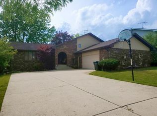 13758 Natchez Trl, Orland Park, IL