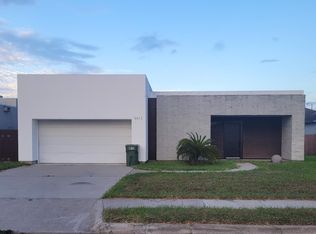 6613 Woodlands Ave, Brownsville, TX 78526