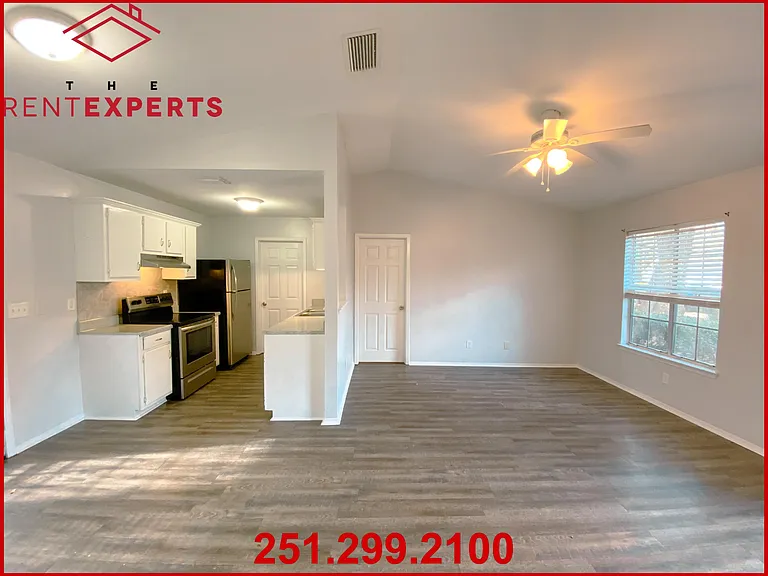 9641 Royal Woods Ct — Photo 5